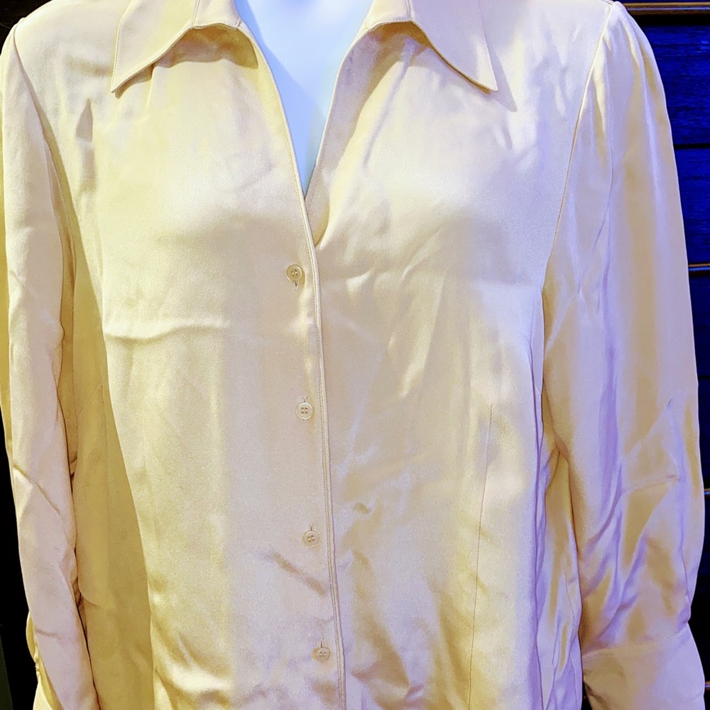 Jones New York 100% SILK blouse